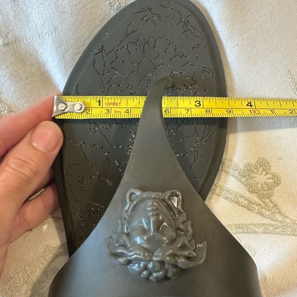 Authentic Versace Medusa Thong Sandals - Picture 7 of 7